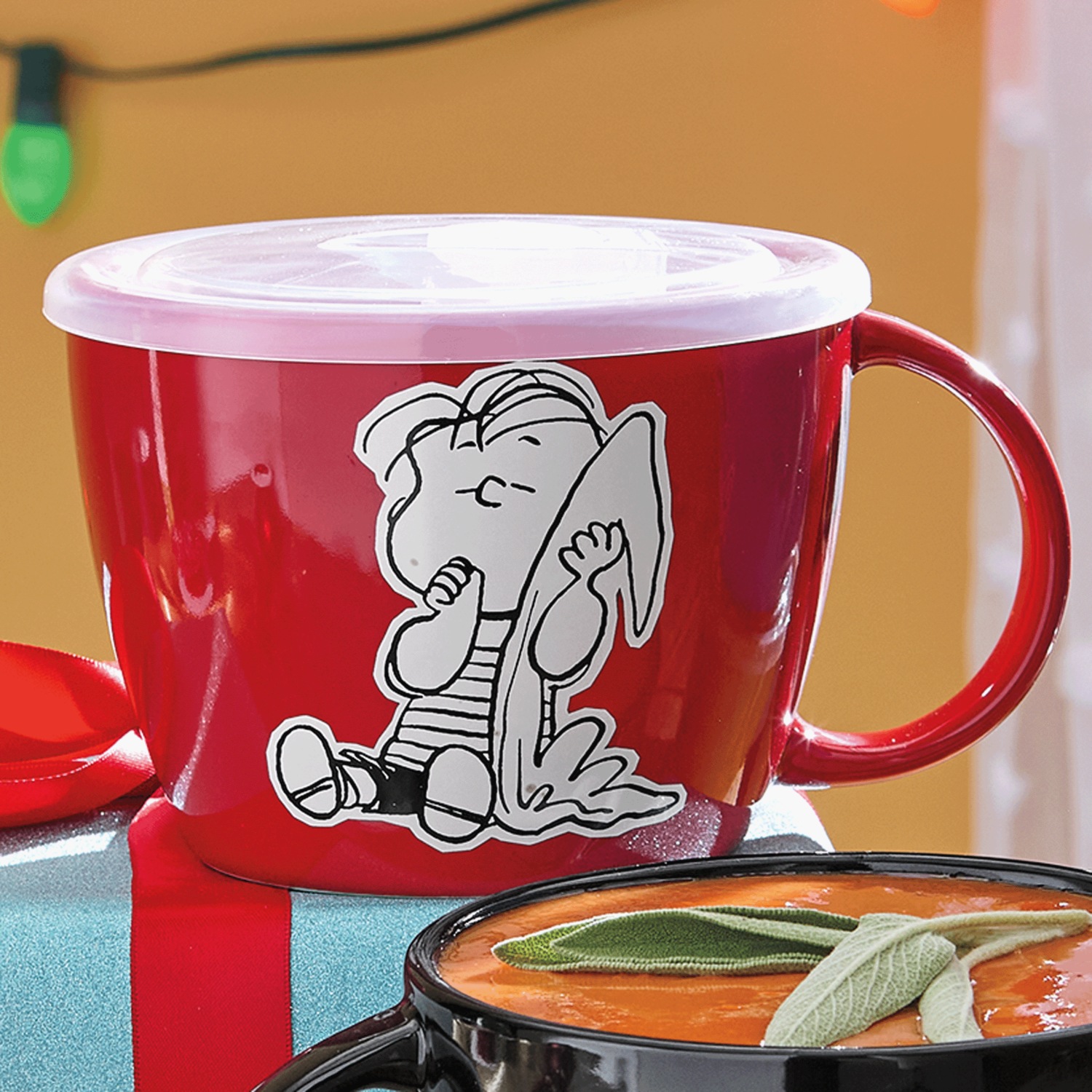 Peanuts Snoopy Pals Soup Mug with Lid | Seventh Avenue