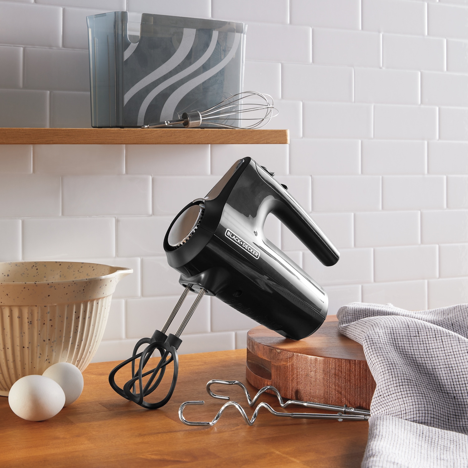 Black+Decker Premium Hand Mixer Seventh Avenue
