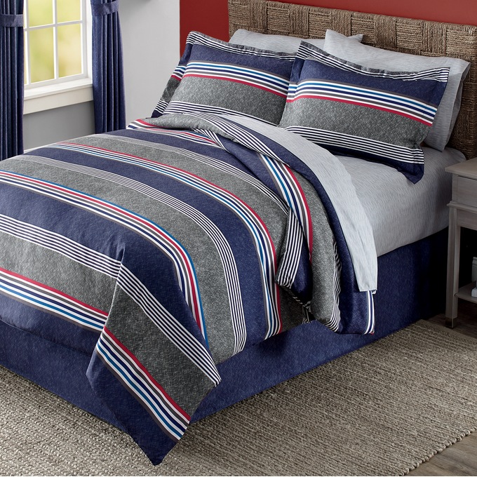 Brisbane Complete Bed Set and Window Treatments | Seventh ...