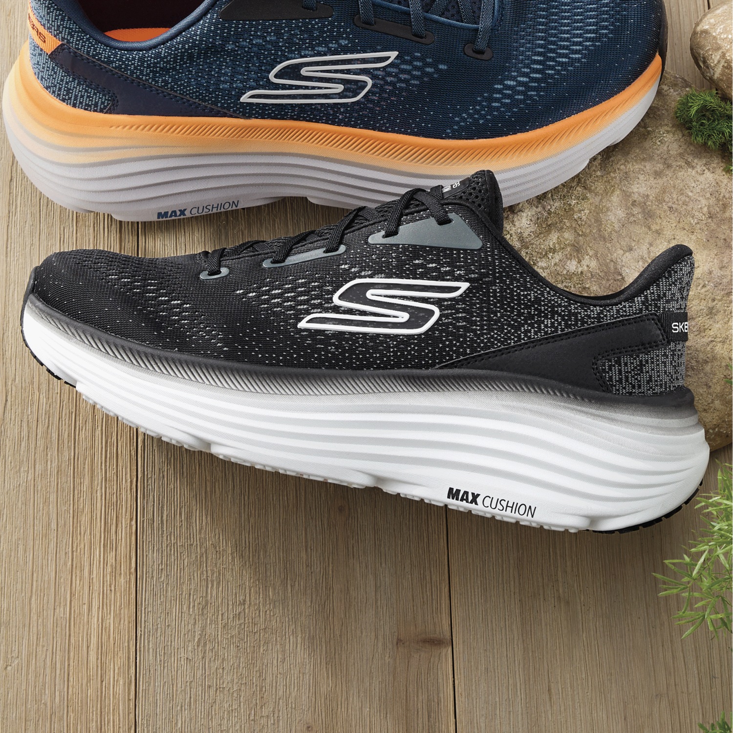 Skechers Men's Max Cushioning Endeavour Kauska Shoe | Seventh Avenue