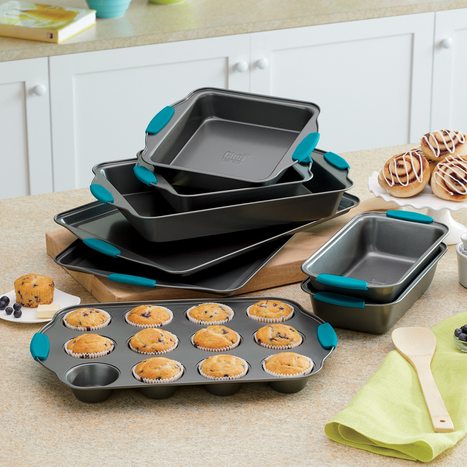 Chef Tested 8Piece Bakeware Set with Silicone Handles Seventh Avenue