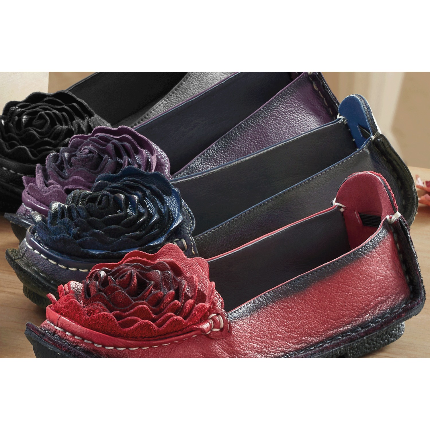 L'Artiste Dezi Leather Moccasin with Flower Detail and Memory Foam