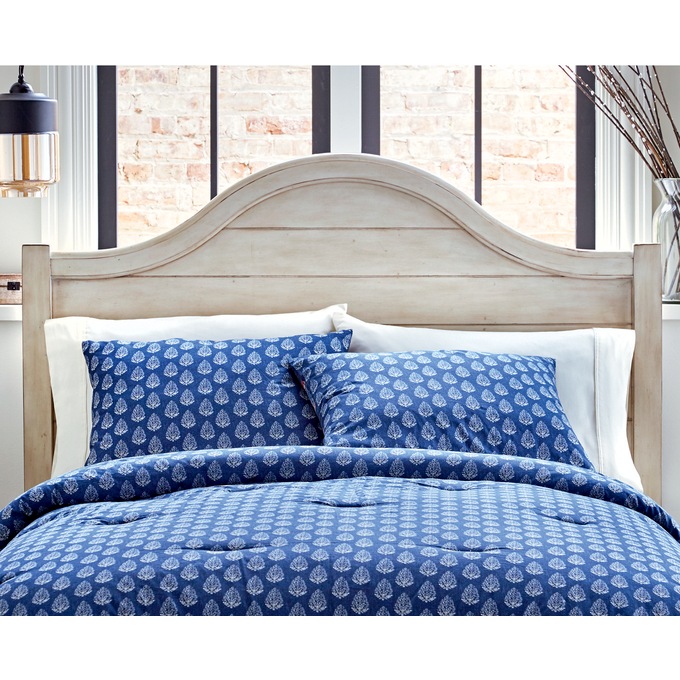 shiplap queen bed shiplap queen headboard seventh avenue shiplap queen bed shiplap queen headboard seventh avenue