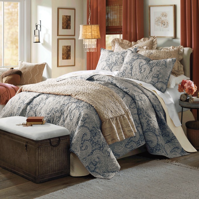 Sophie Oversized Quilt, , large