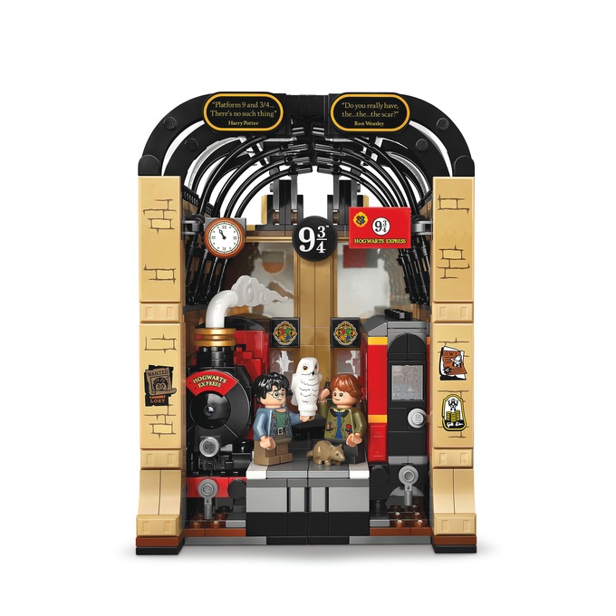 LEGO Harry Potter Book Nook: Hogwarts Express, , large
