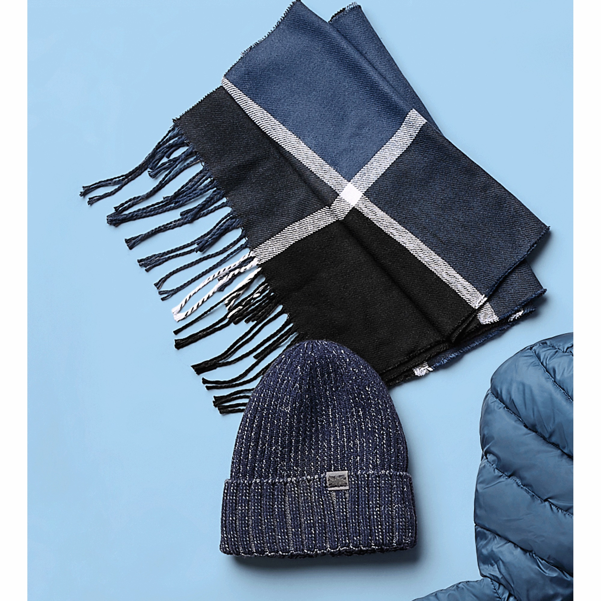 Britt&rsquo;s Knits Men&rsquo;s Winter Harbor Hat &amp; Scarf Set, , large