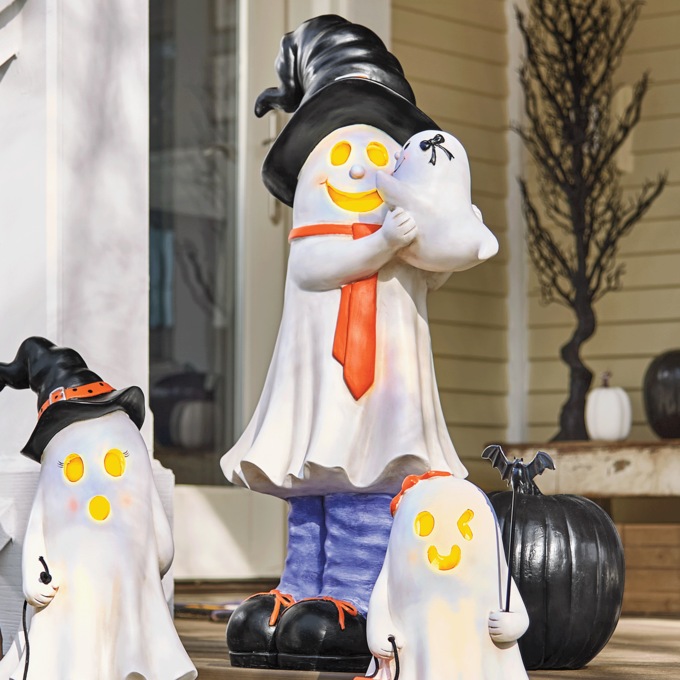 Lit Ghost Family, , large