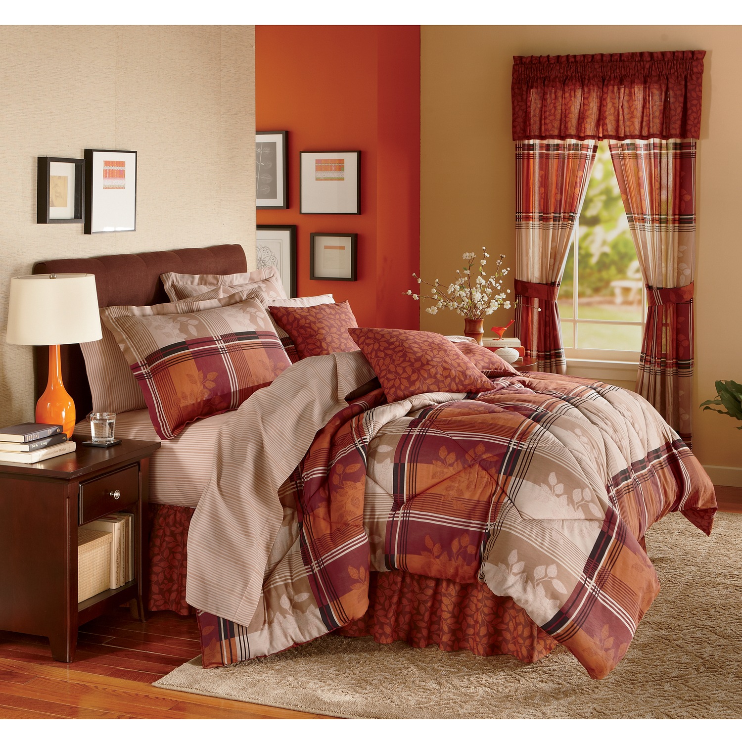 Kentwood Complete Bed Set Seventh Avenue