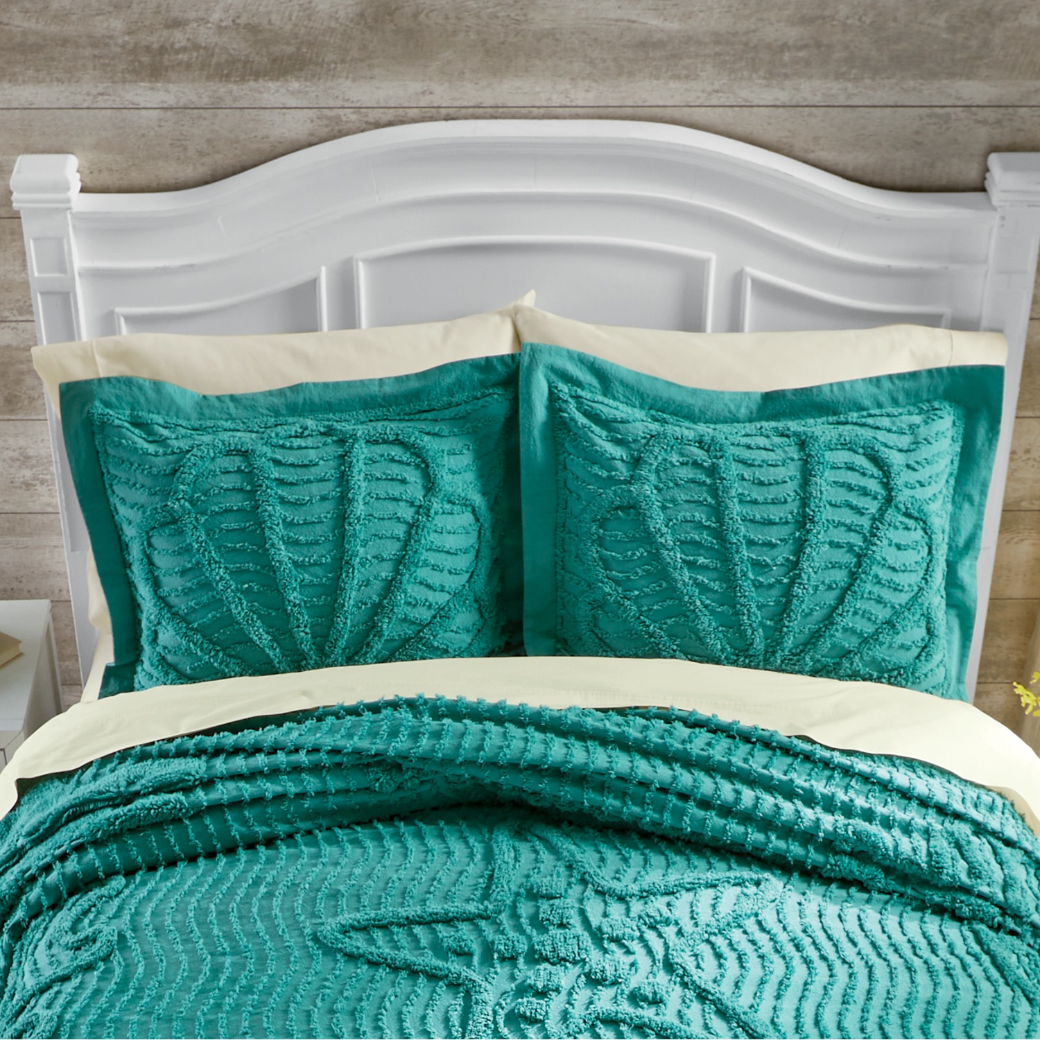 Coastal Chenille Bedspread and Sham Seventh Avenue