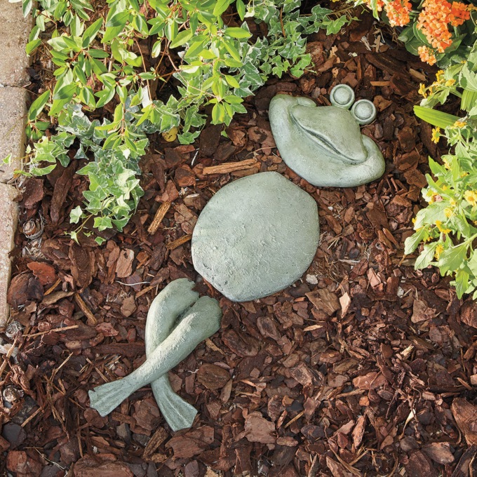 Frog Garden Stones, Gray, large