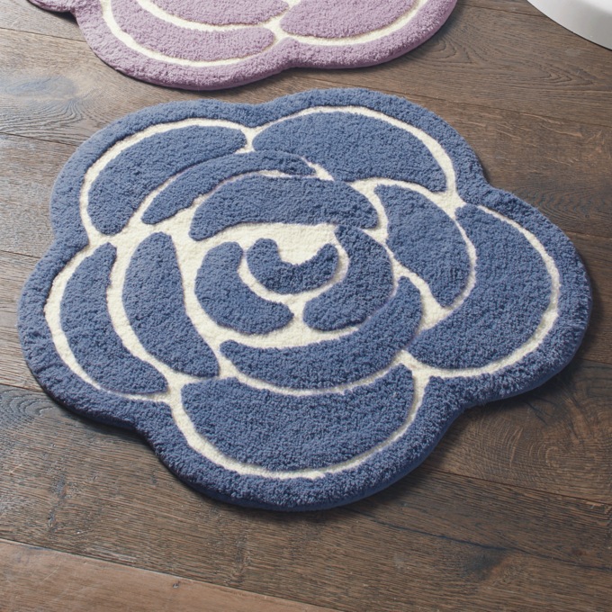 Flower-Shaped Bath Mat, Blue, large