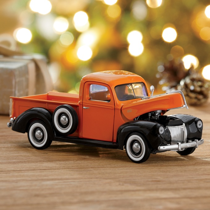 1940 Ford Pickup Seventh Avenue