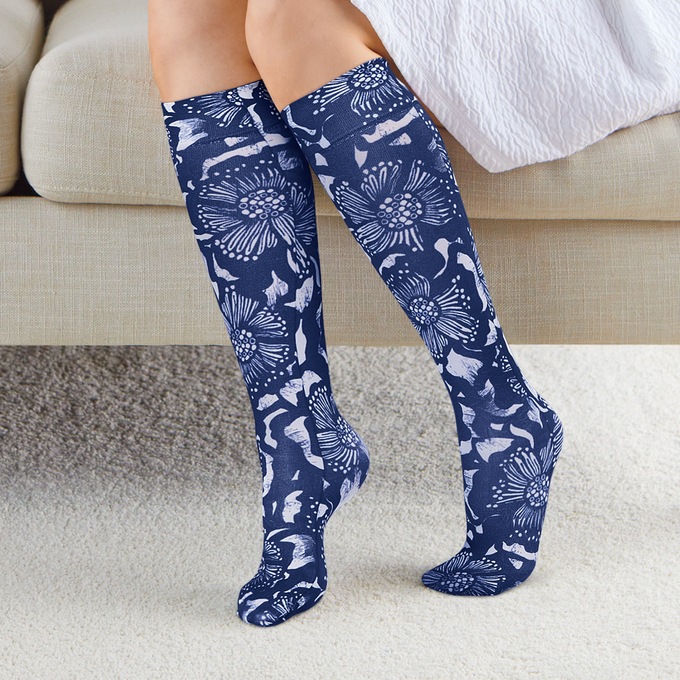 Celeste Stein Stylish and Latex-Free Mild Compression Socks - 8–15mmHg, Kayla, large