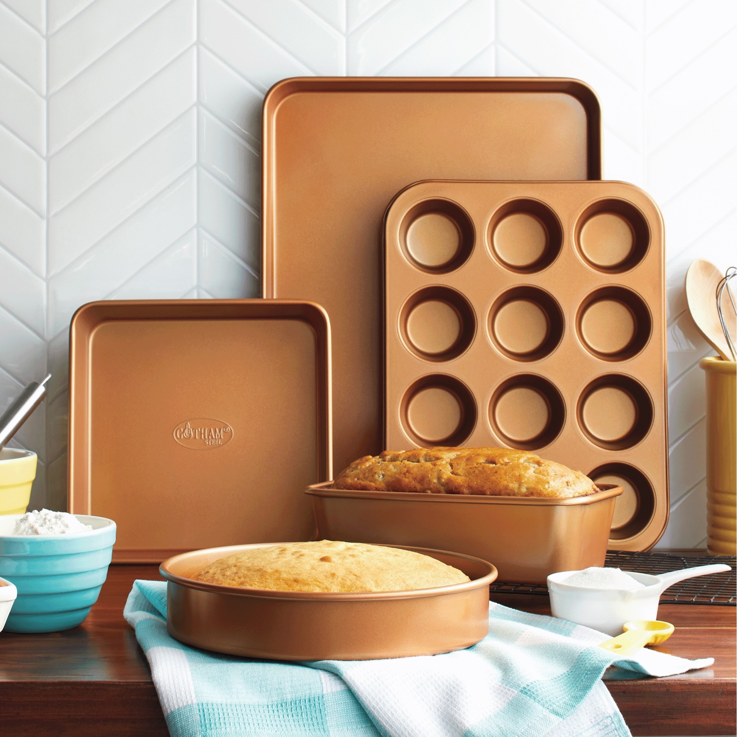 5-Piece Gotham Steel Bakeware Set | Seventh Avenue