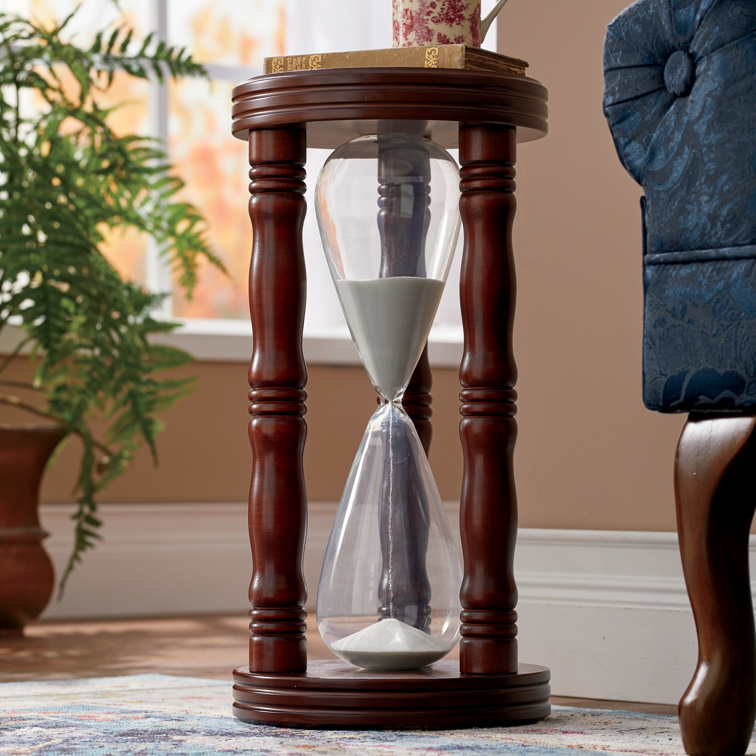 hour glass frame