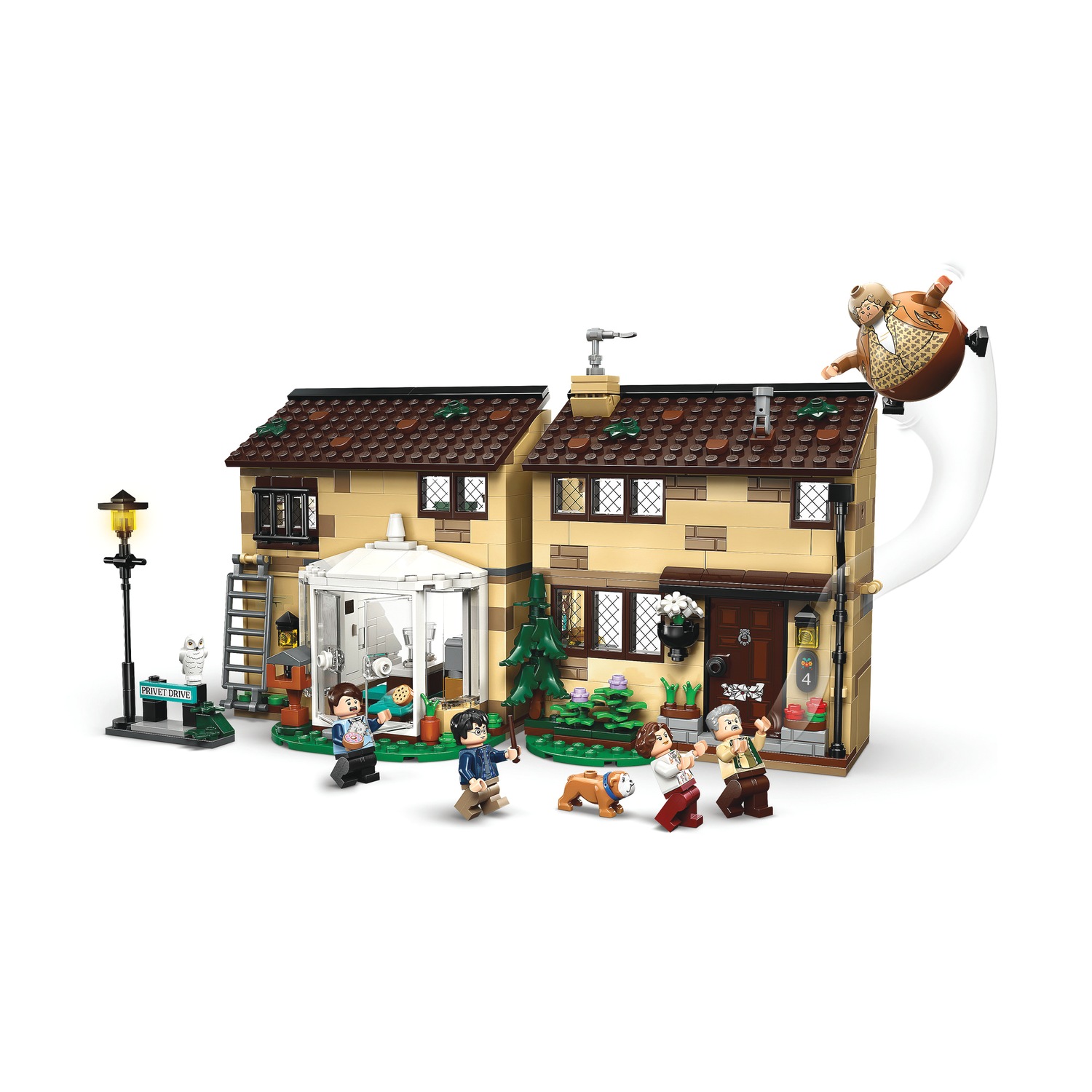 LEGO® Wizarding World of Harry Potter Privet Drive Aunt Marge's Visit (76451)