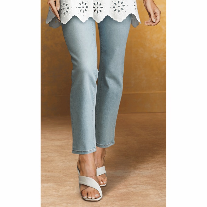 Ava Denim Slim Jean, Light Wash, large