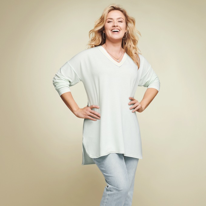 Cameleon V-Neck Top, , large