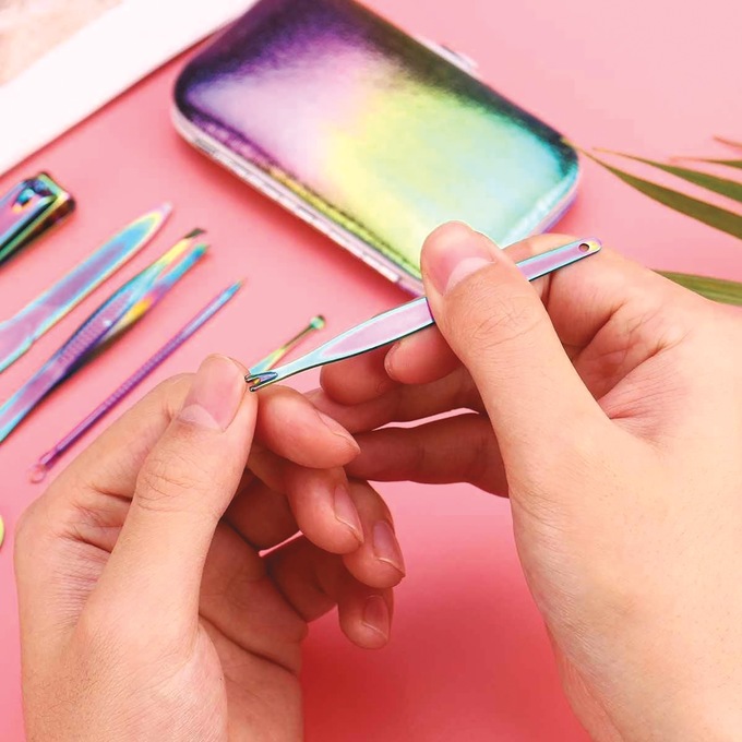 Iridescent 19-Piece Manicure Set, , large