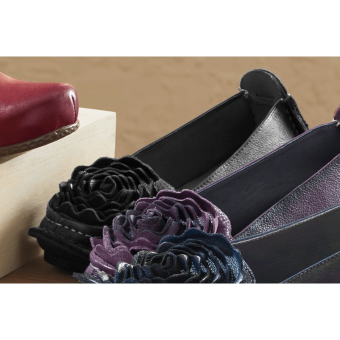 L'Artiste Dezi Leather Moccasin with Flower Detail and Memory Foam Footbed by Spring Step, , large