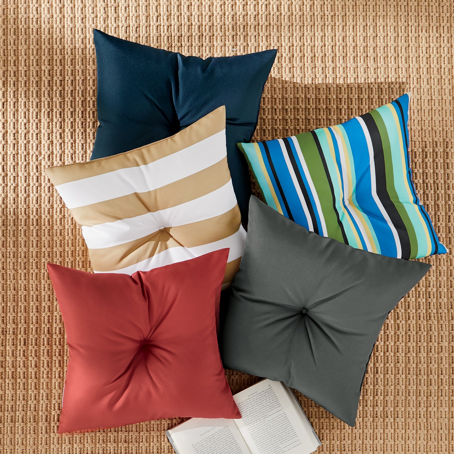 Set of 2 Pillows Seventh Avenue