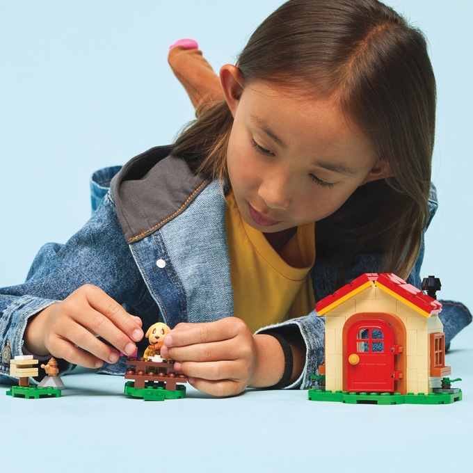 LEGO Animal Crossing Goldie's Cozy House, , large