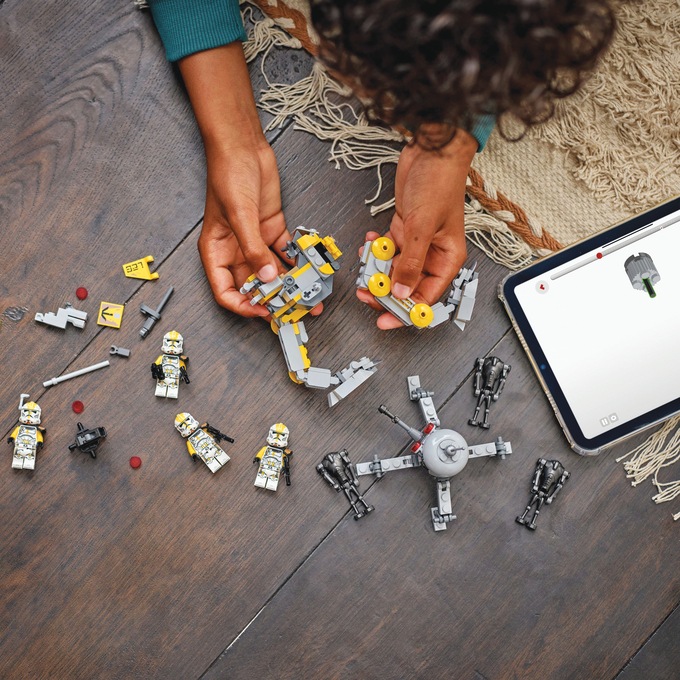 LEGO Star Wars 327th Star Corps Clone Troopers&trade; Battle Pack, , large