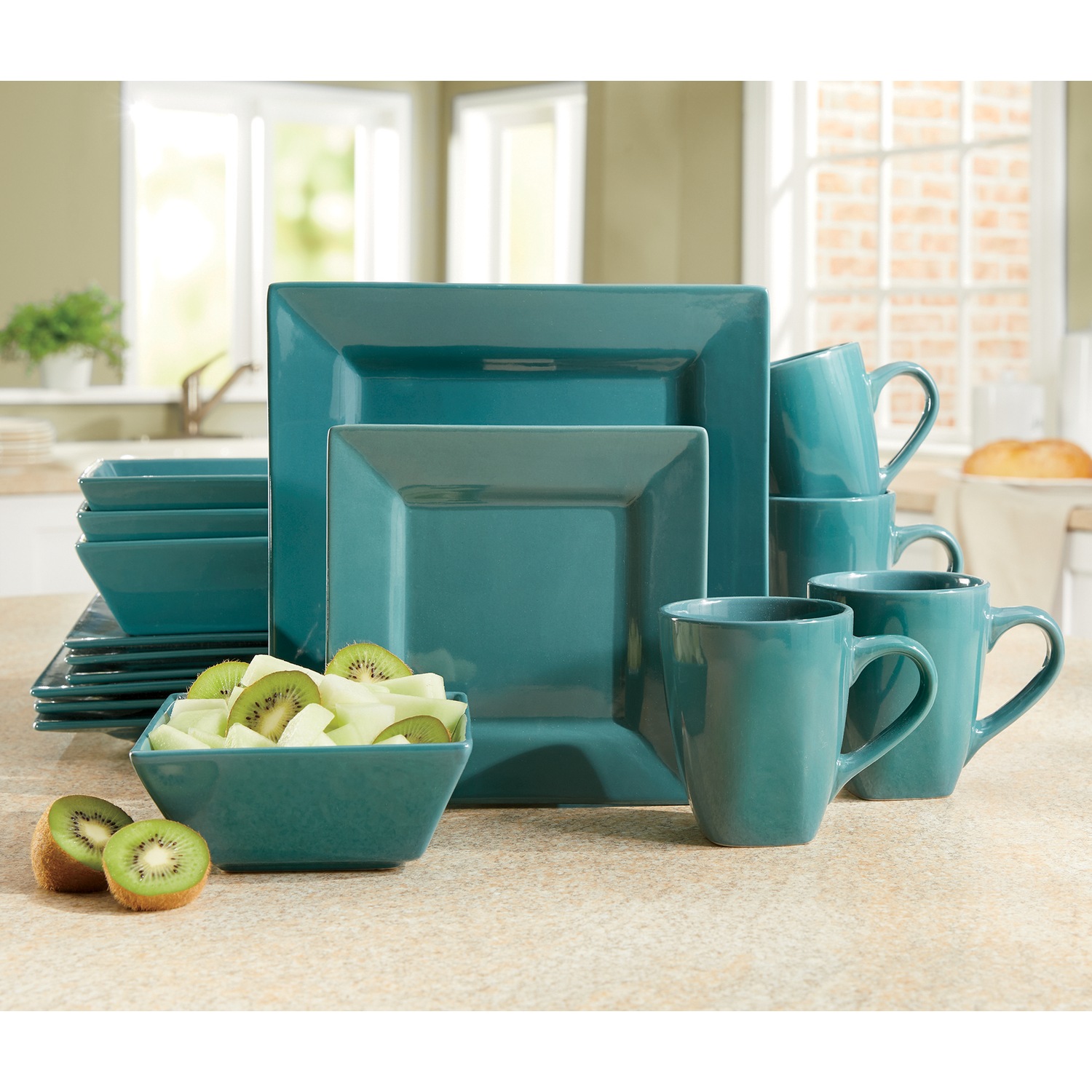 16-Piece Modern Square Dinnerware Set in Solid Colors | Seventh Avenue