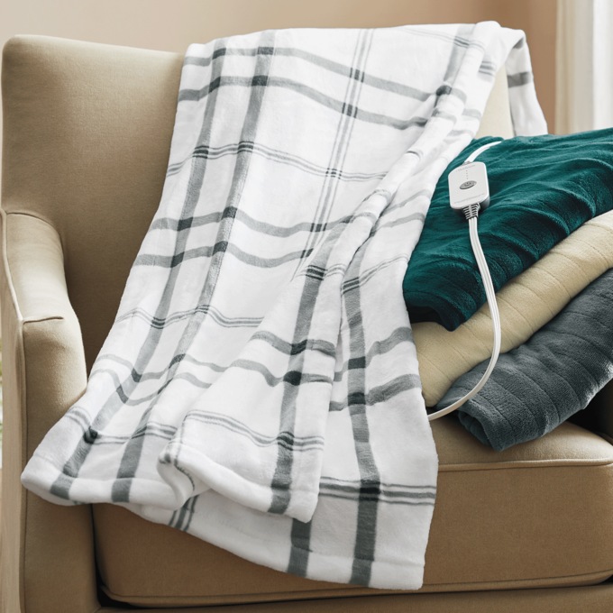 Sunbeam Nordic Plush Heated Throw, , large