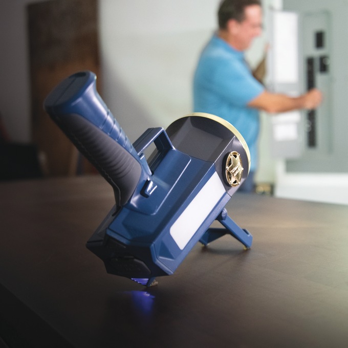Star Patrol Mega-Bright Rechargeable Spotlight, , large