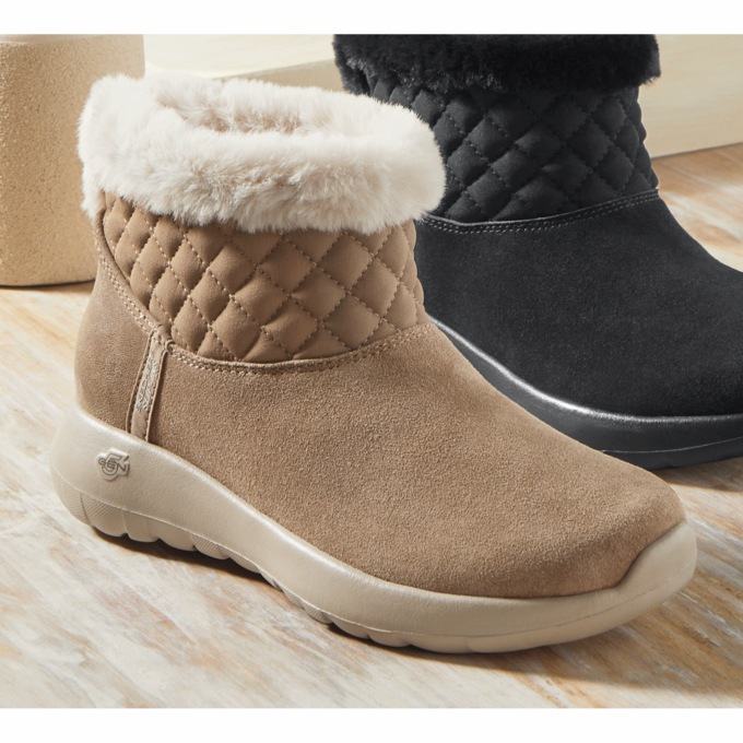 Skechers Slip-Ins On-The-Go Joy Snow Boot, Chestnut, large