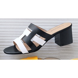 Classique Contrast Slide, , large