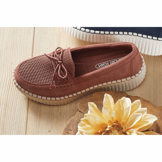 Skechers Wilshire Blvd Feeling Cozy Boat Shoe, , large