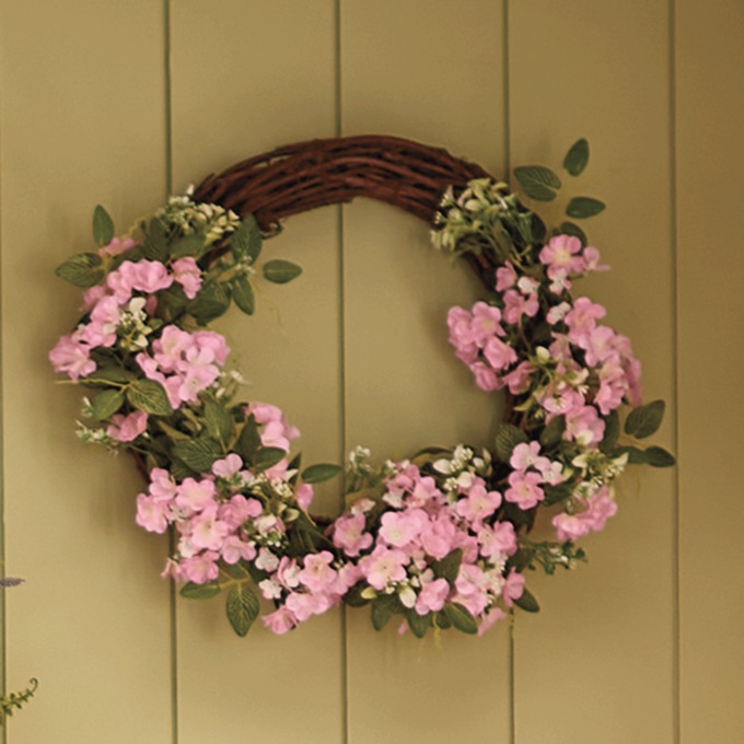 Outdoor Geranium Wreath, , large