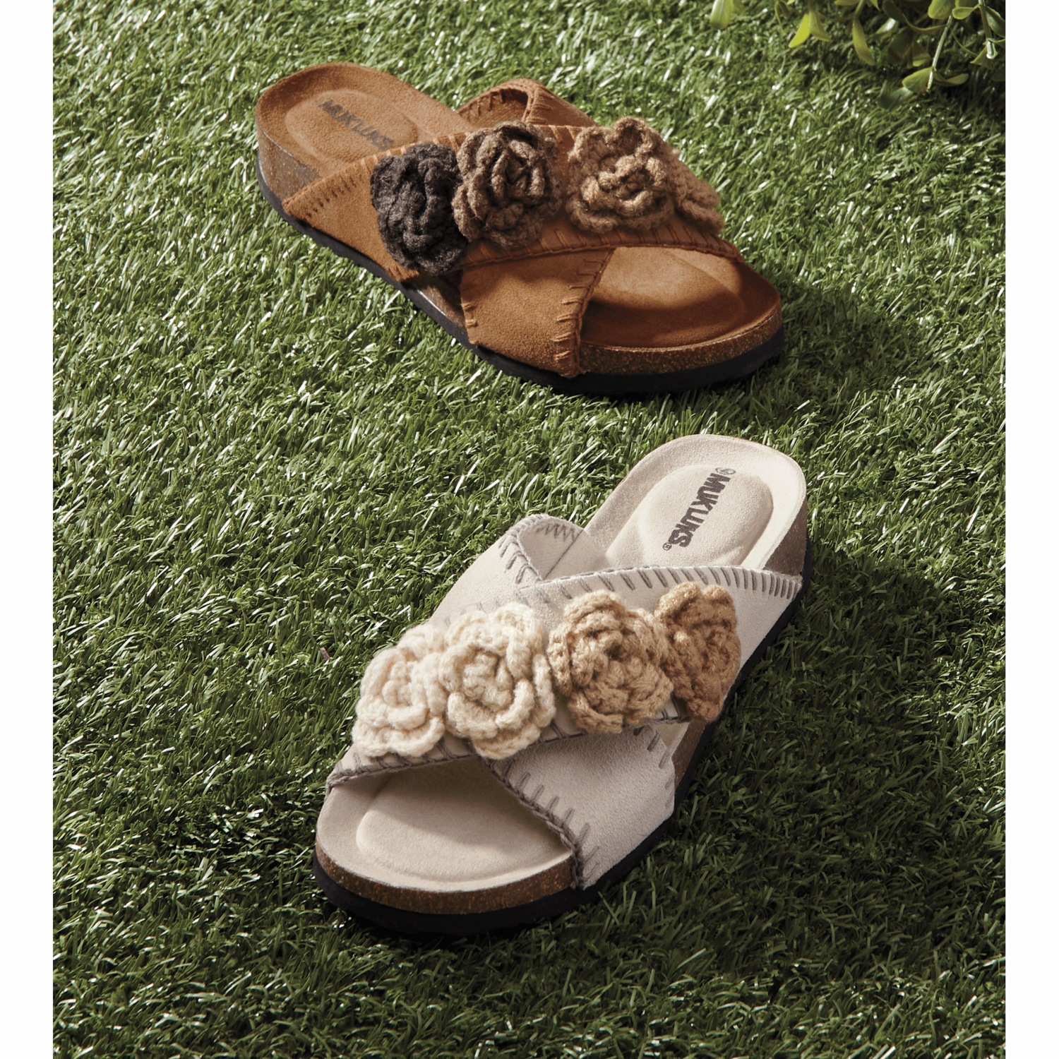mu☆ MUK LUKS Penelope Cross Strap Slide | Seventh Avenue