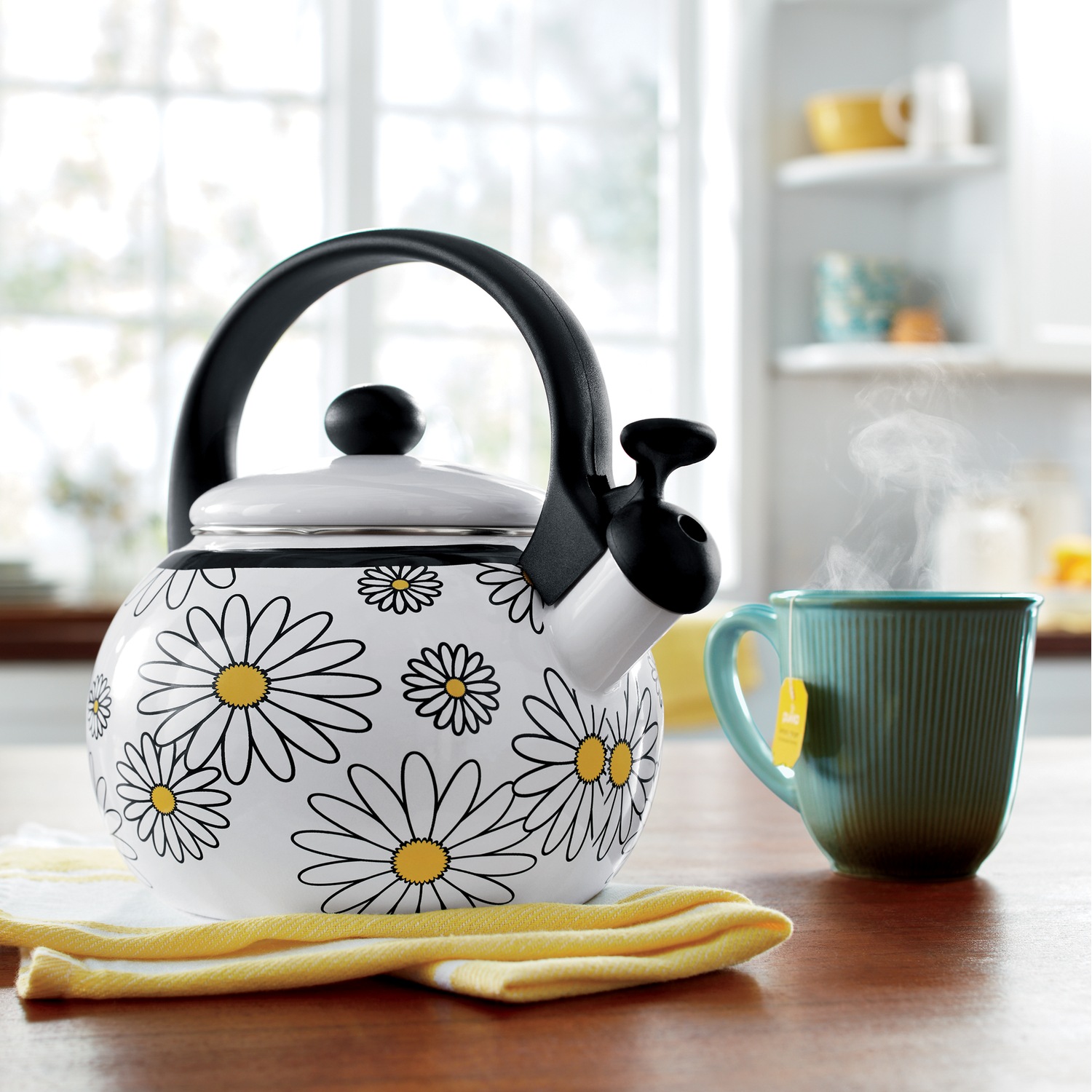 Daisy Whistling Tea Kettle | Seventh Avenue