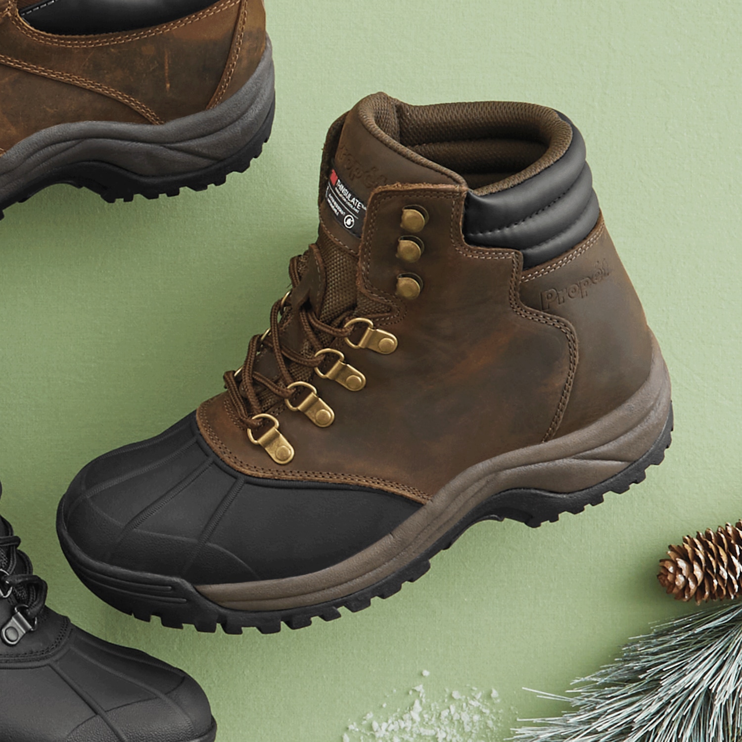 Propet Menís Blizzard Waterproof Mid-Lace Genuine Leather Boot