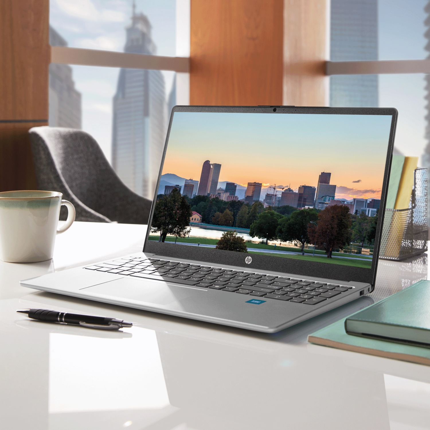 HP 15.6