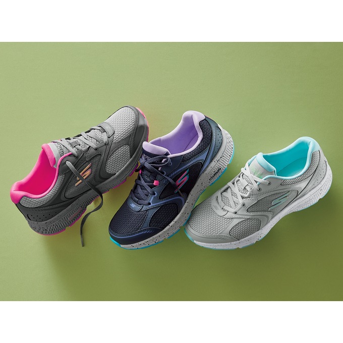 Skechers Women&#39;s GORUN Consistent Vivid Horizon Lace-Up, , large