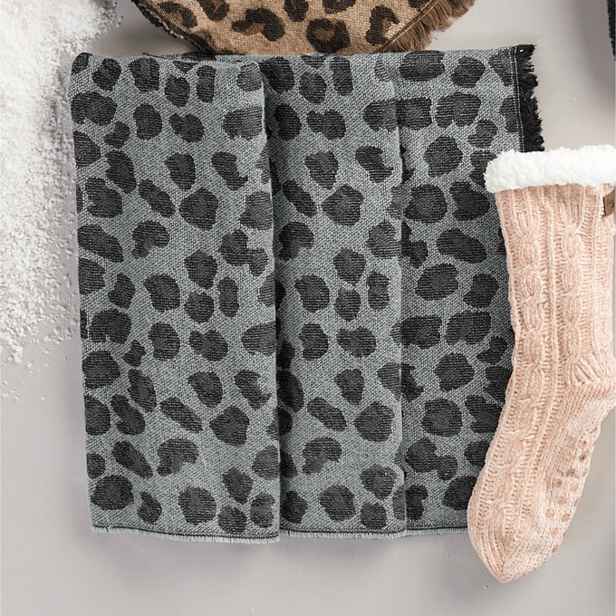 Britt's Knits Snow Leopard Wrap, , large