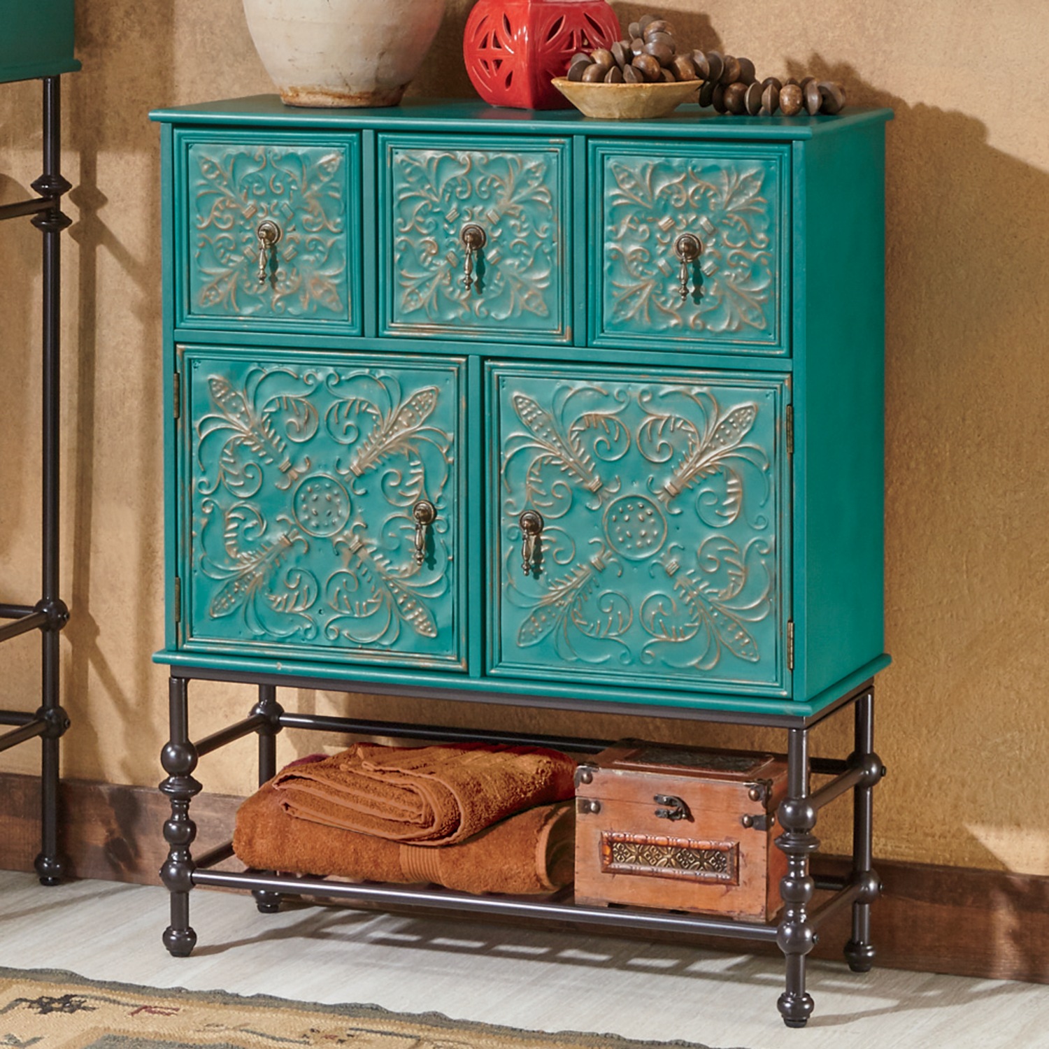 Embossed Floral Seventh Avenue