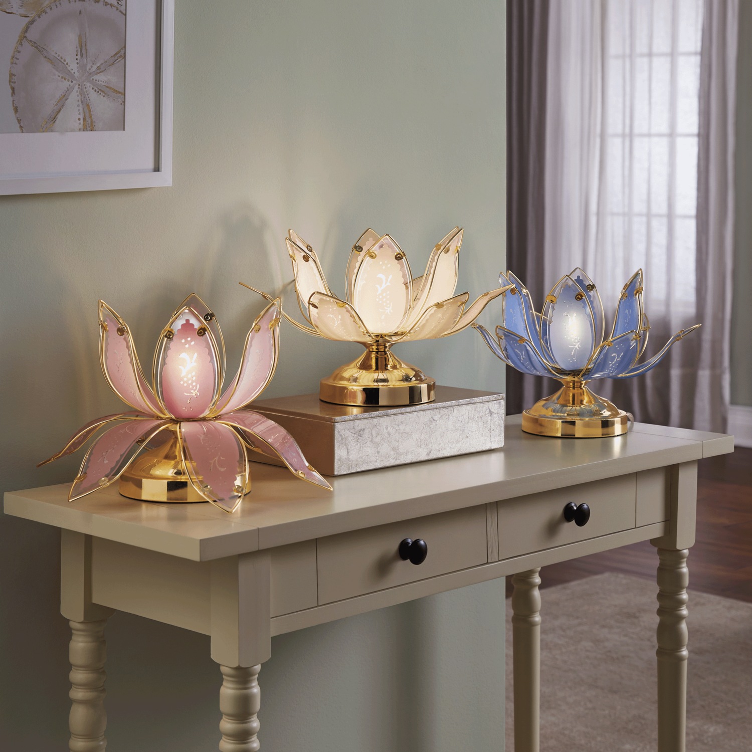 Lotus Touch Lamp | Seventh Avenue