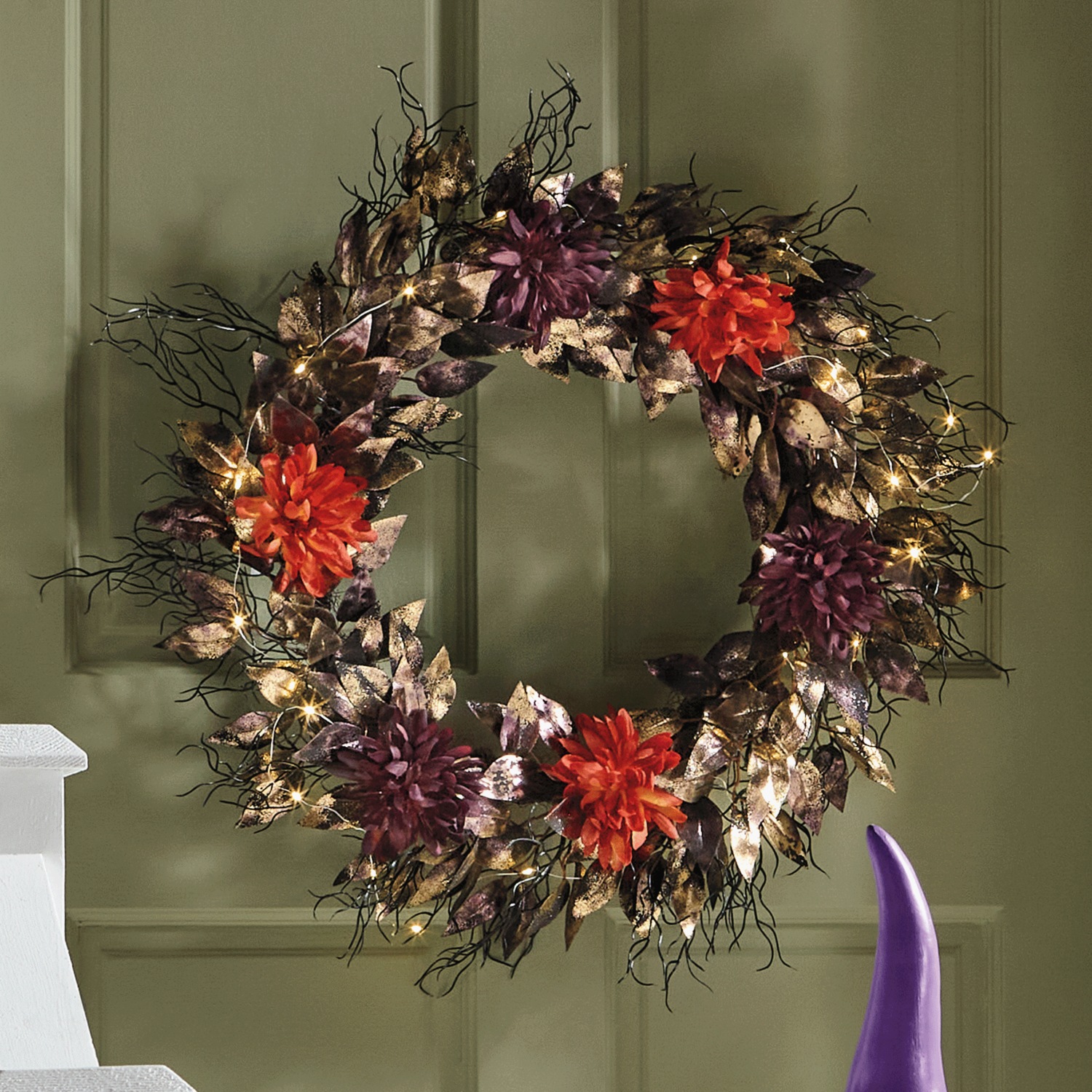 Lit Gilded Halloween Wreath | Seventh Avenue
