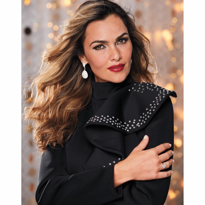 Silvertone Sparkling Crystal Jewelry Set with Necklace, Bracelet, and Earrings, Clear Silvertone, large