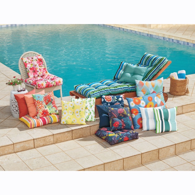 Wicker Chair Cushion, Regency Stripe, large