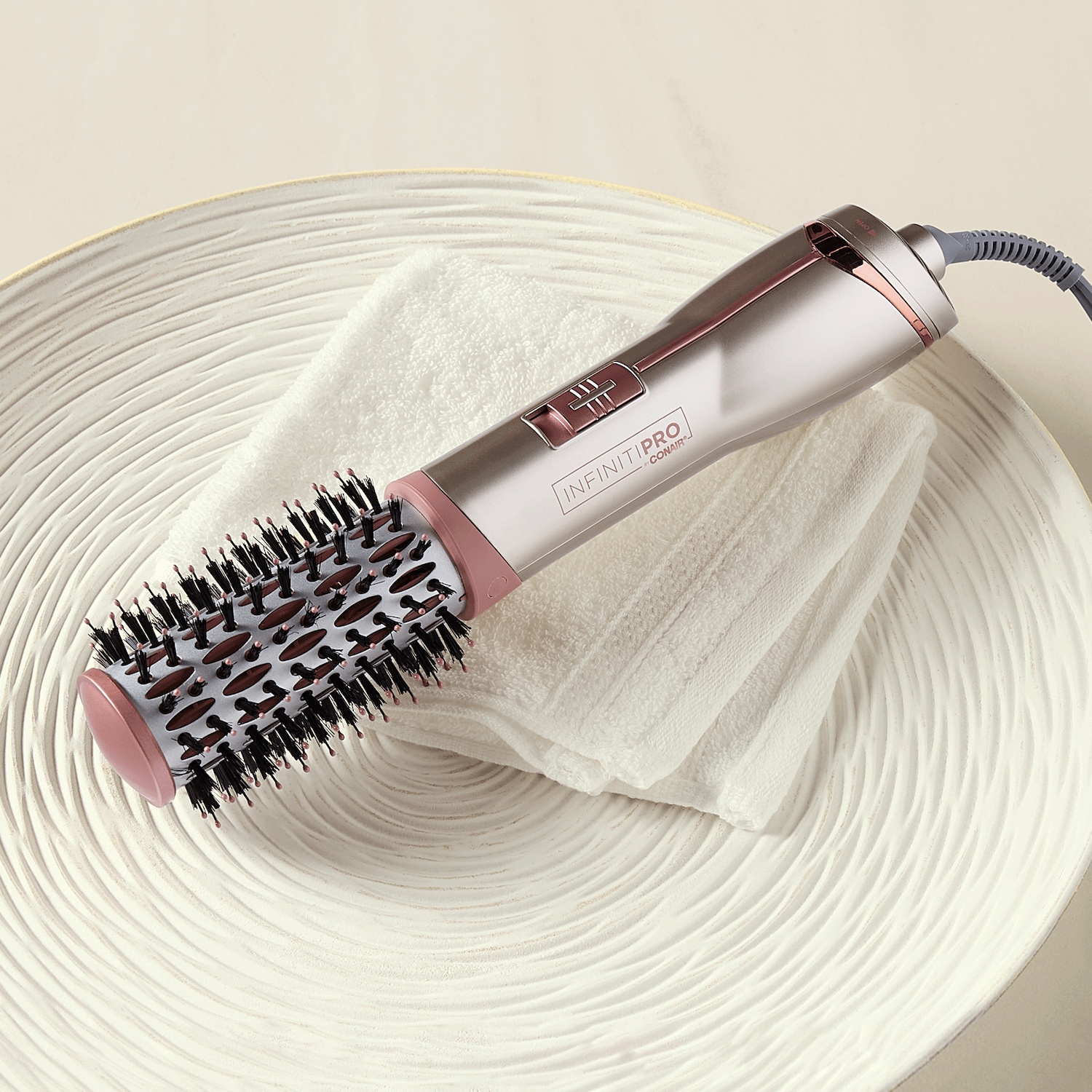 Conair Infinitipro FrizzFree Hot Air Brush Seventh Avenue