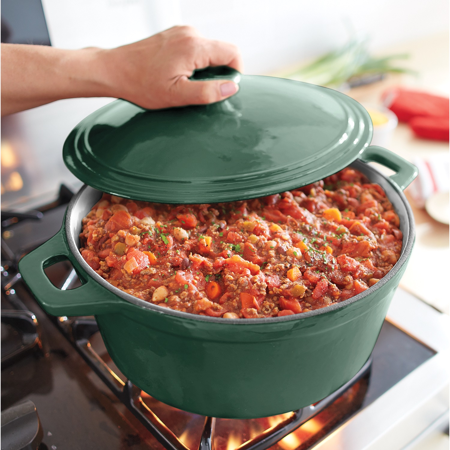 7-Quart Enameled Cast Iron Casserole with Lid | Seventh Avenue