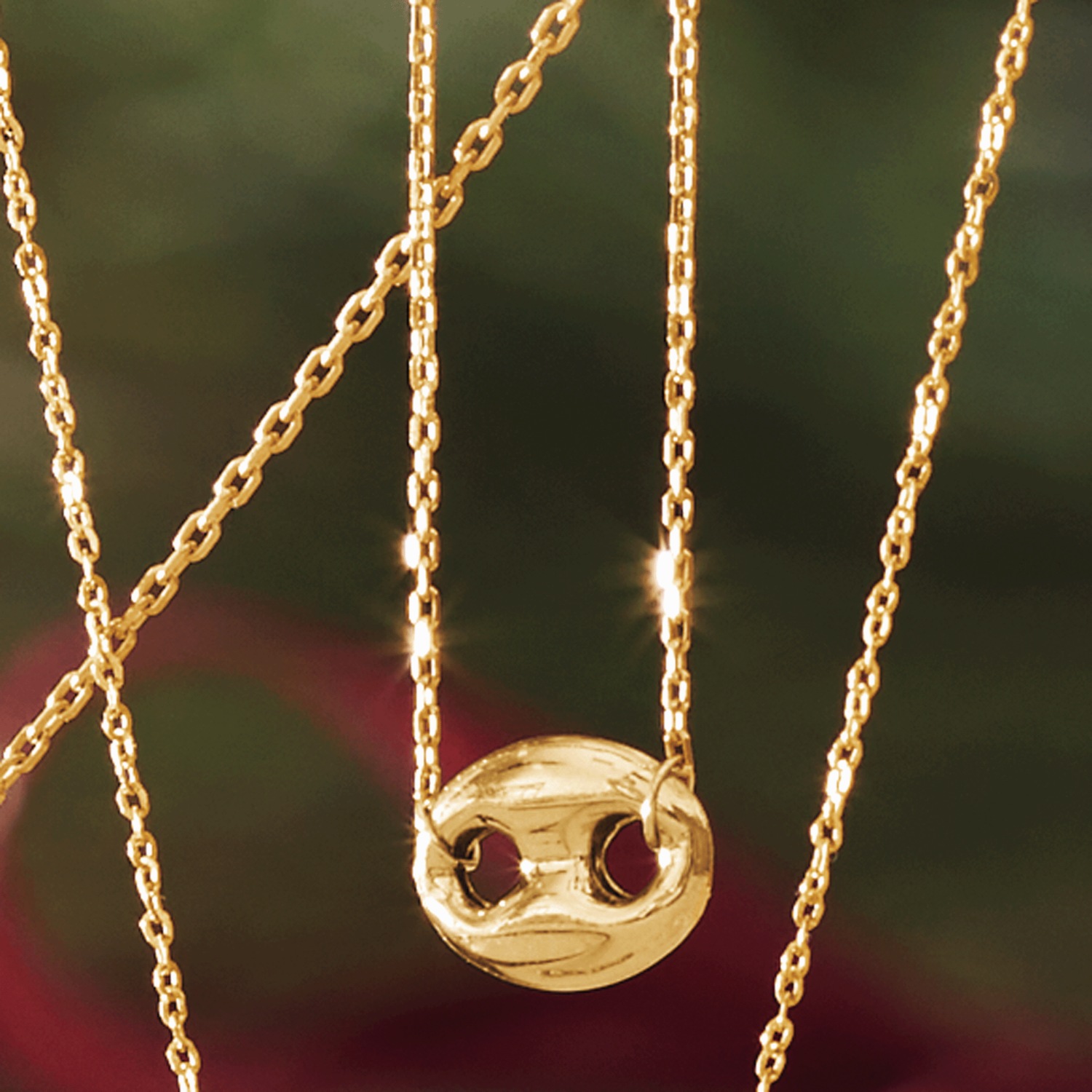 10K Gold Mariner Link Pendant | Seventh Avenue