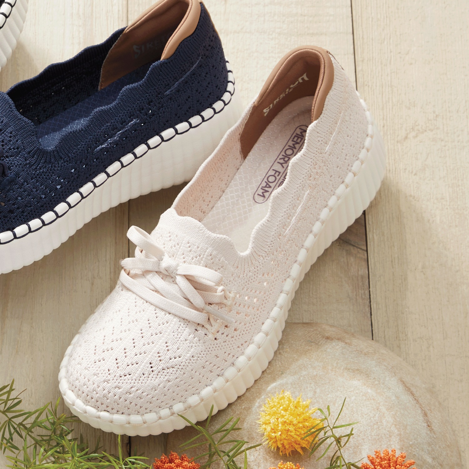 Skechers Women's Wilshire Blvd Knit Sail Shoe | Seventh Avenue
