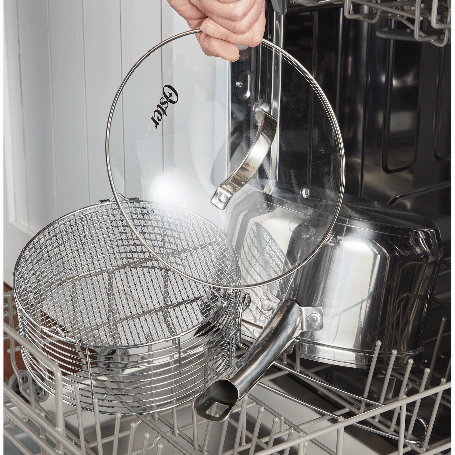 Oster 4.8-Quart Stainless Steel Deep Fryer Set with Basket and Lid